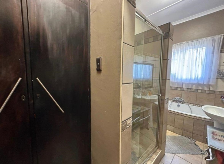 3 Bedroom Property for Sale in Retief Eastern Cape